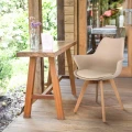 krzeslo-skandynawskie-orlean-plastikowe-ekoskora-bezowe-marka-jumi-wizualizacja-na-tarasie.webp