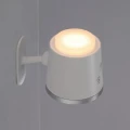 wielofunkcyjna-lampka-biurkowa-led-biala-regulacja-oswietlenia-marka-jumi-podswietlenie kinkietu.webp