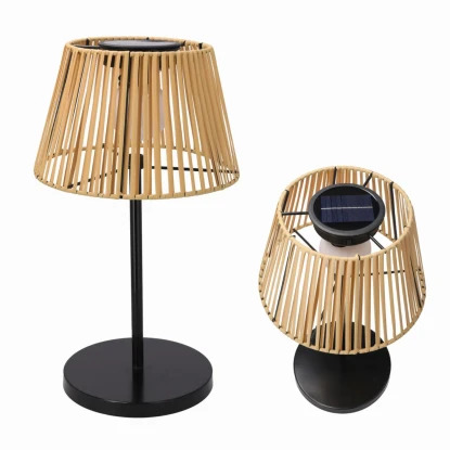 Lampa solarna ogrodowa LED  - stojąca