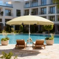 parasol-ogrodowy-200-cm-piaskowy-funkcja-lamania-marka-jumi-wizualizacja-nad-basenem.webp
