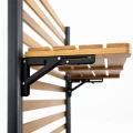 pergola-ogrodowa-zabudowana-zestaw-lawka-z-oparciem-stolik-drewniana-marka-jumi-polka-zblizenie.webp