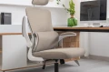 fotel-ergonomiczny-biurowy-zeo-bezowy-wygodny-marka-jumi-wizualizacja-zblizenie.webp