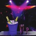 wiaderko-cooler-na-lod-5-l-swiatlo-rfb-led-kolorowe-swiatlo-bluetooth-glosnik-marka-jumi-wizualizacja-niebieskie-podswietlenie.webp