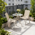 kompaktowy-zestaw-mebli-ogrodowych-na-maly-balkon.webp