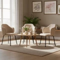kremowe-krzesla-amelia-w-salonie.webp