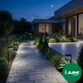 zestaw-lamp-solarnych-1-led-12-sztuk-neutralny-sciezka-przy-domu.webp