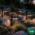 zestaw-lamp-solarnych-12-led-wbijana-kinkiet-4-sztuki-cieply-bialy-skalniak.webp