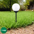 lampa-solarna-4-led-kula-w-trawie-z-logo-jumi-garden.webp