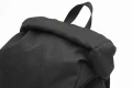plecak-tourpeak-czarny-rolltop-gora-klamry-material.webp