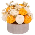 swieca-sojowa-mini-flowerbox-zblizenie-kwiaty.webp