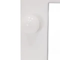 lustro-led-zarowka-oswietlenie-toaletka-detal.webp