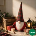 skrzat-swiateczny-czerwony-prezenty-lampion-dekoracja.webp
