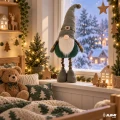 skrzat-swiateczny-zielony-na-parapecie.webp