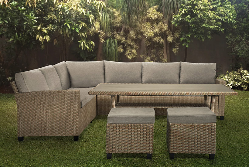 nowoczesny ogród z zestawem mebli Jumi