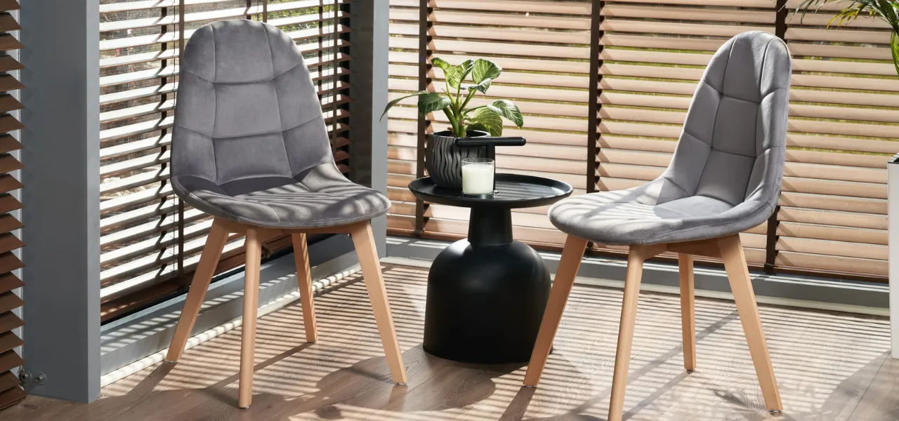 krzesła materiałowe, welurowe i plastikowe w JUMI