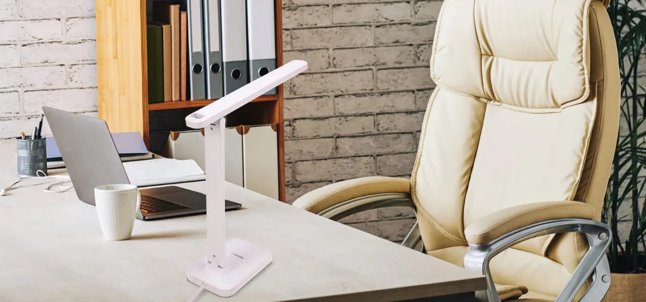 lampki biurkowe - doskonałe do pracy i nauki
