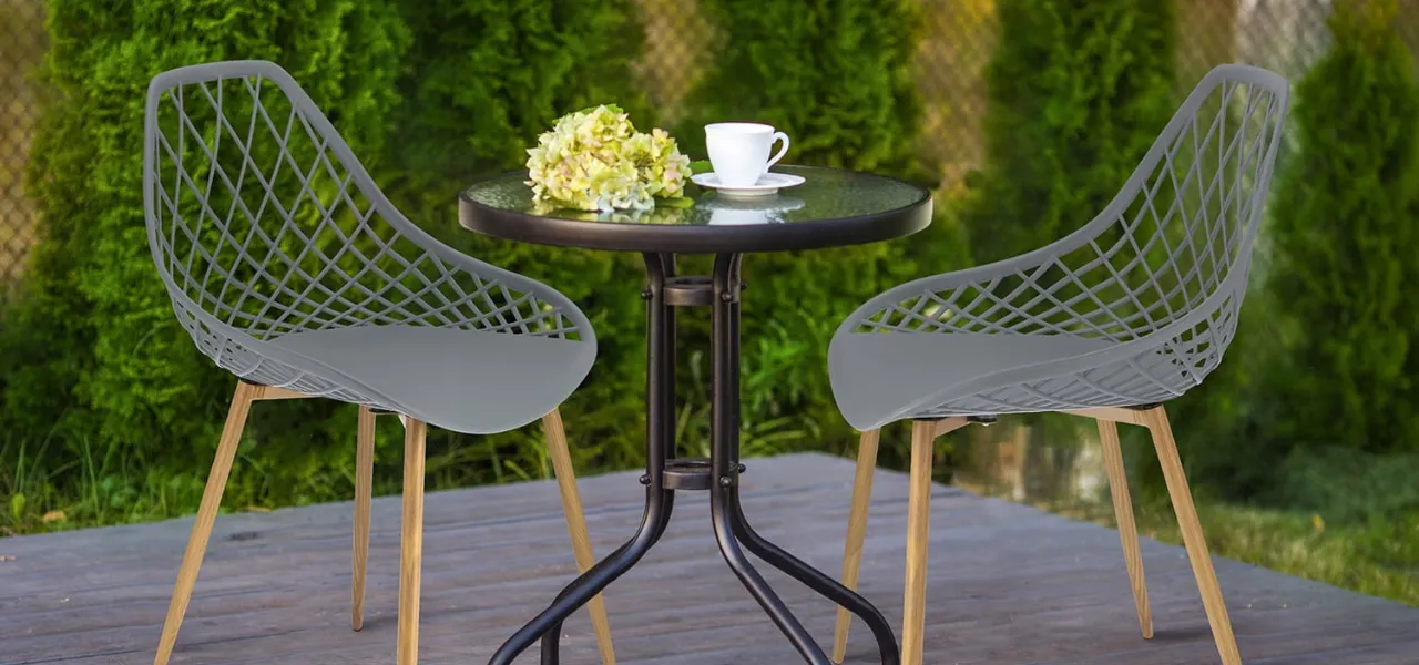 stylowe krzesła plastikowe do każdego pomieszczenia, na taras i na balkon - bestsellery jumi