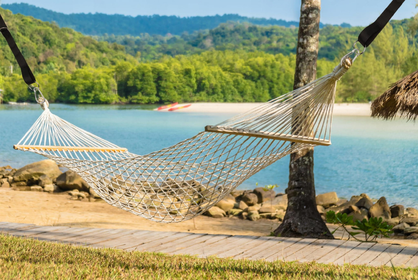 Czas odpoczynku - hamaki i krzesła brazylijskie wiszące