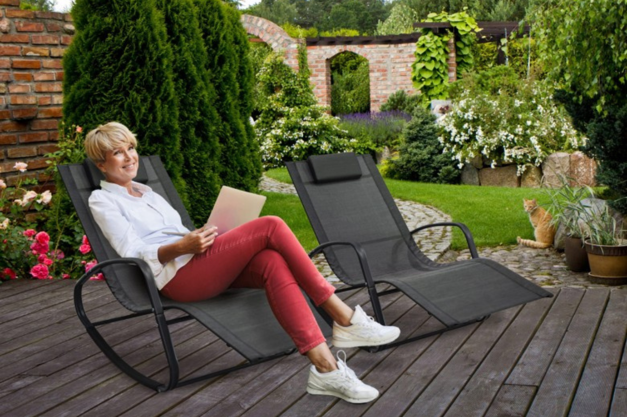 Przygotuj ogród na wiosnę- meble ogrodowe do strefy relaksu